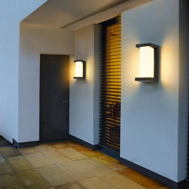 Moderne Außenwandleuchte mit Bewegungssensor, wetterfeste LED-Beleuchtung für Garten und Eingangsbereich