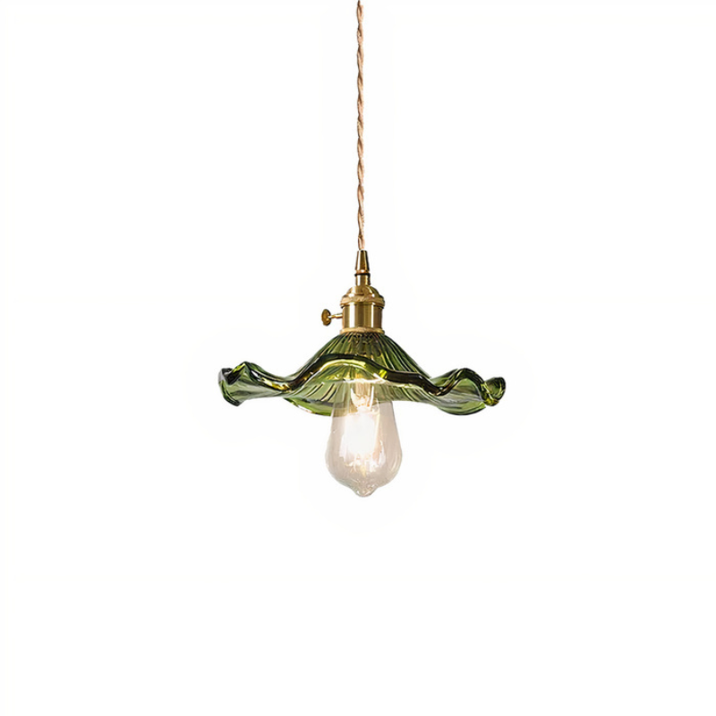 Elegante Glasblumen-Pendelleuchte mit Messing-Details