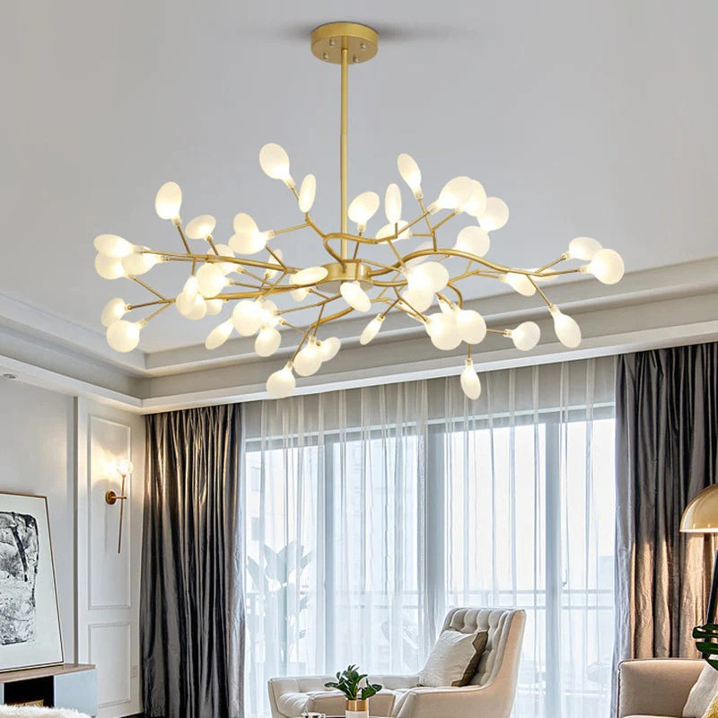 Moderner, von Glühwürmchen inspirierter LED-Kronleuchter aus Acryl und Eisen, erhältlich in verschiedenen Größen für Wohnzimmer, Schlafzimmer oder Essbereiche.