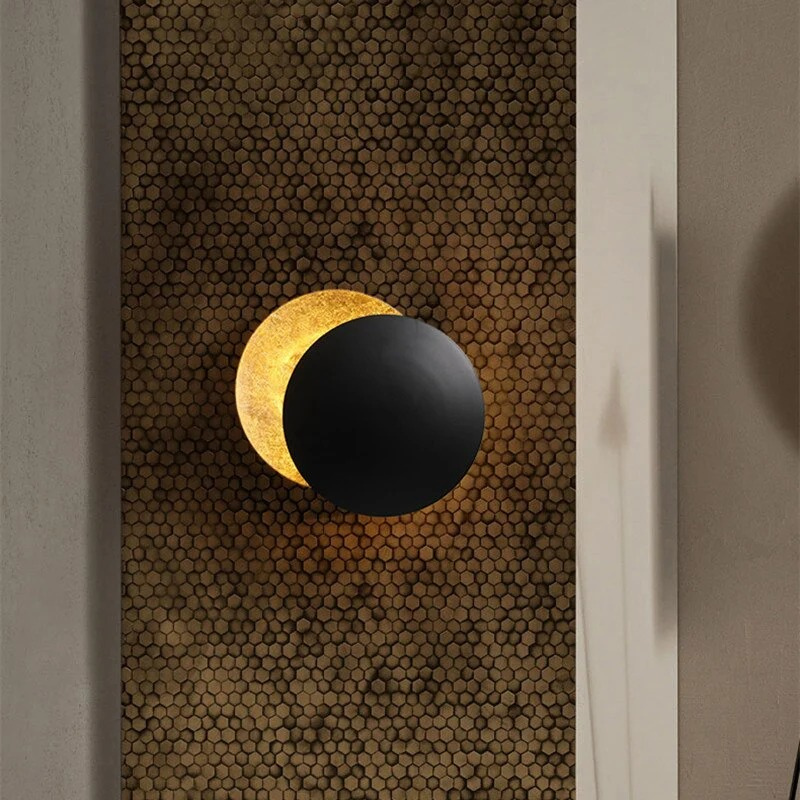 Goldene Zweischeiben-Wandleuchte mit verstellbarem, drehbarem Design und warmem LED-Licht