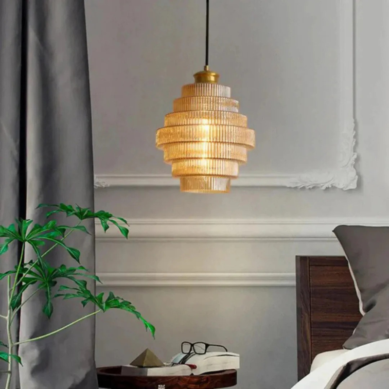 Retro glass pendant lamp with brass finish, ideal for dining rooms and living spaces