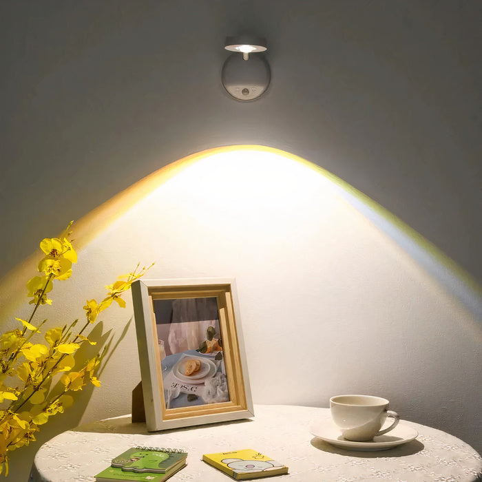 Spark360 kabelloser LED-Strahler mit Touch-Steuerung und 360°-Drehung