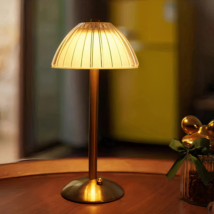 Drahtlose LED-Tischlampe im modernen Vintage-Design mit wiederaufladbarem Akku, Touch-Bedienung und einstellbaren Beleuchtungsmodi.