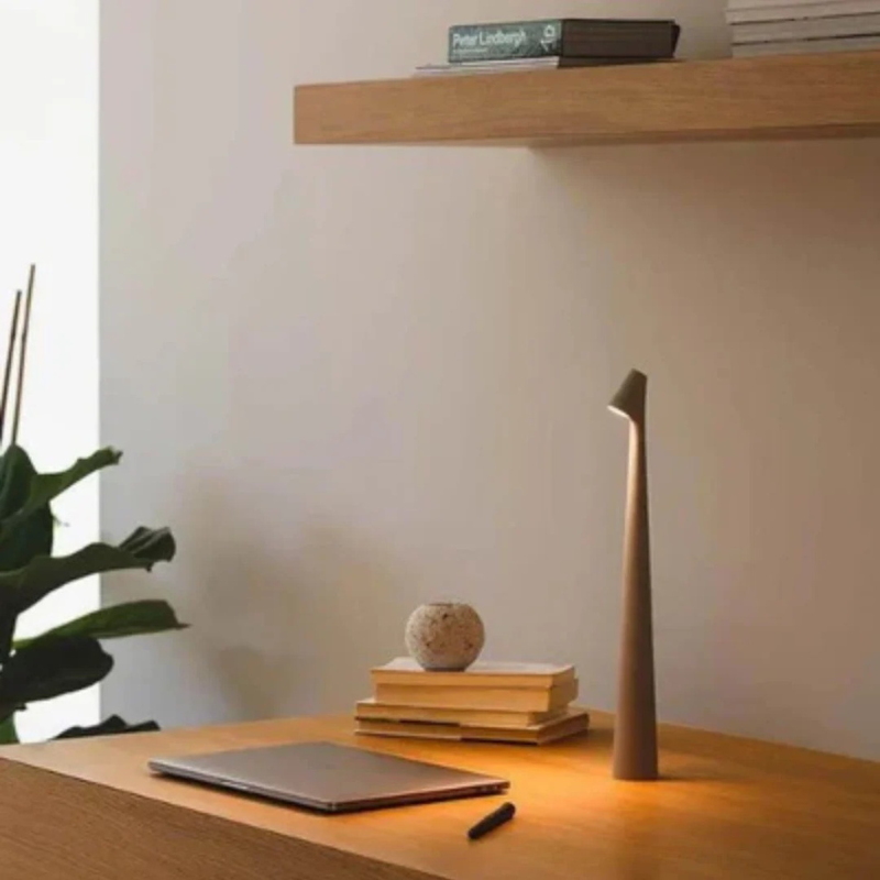 Kabellose skandinavische minimalistische LED-Tischlampe mit USB-C-Ladefunktion, Touch-Steuerung und dimmbarer Beleuchtung