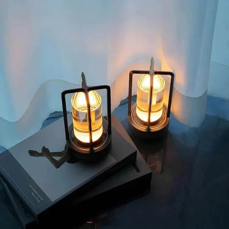 Elegante Kristall-Tischlampe mit Touch-Dimmer und wiederaufladbarem USB-Design