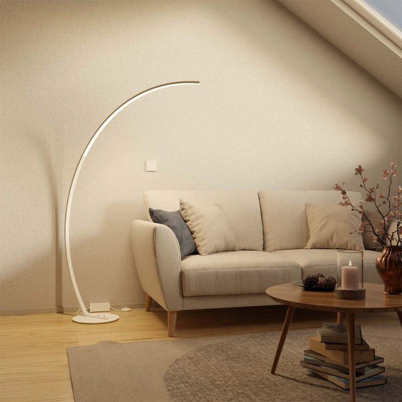 Elegante geschwungene Stehleuchte mit gebürstetem Edelstahl-Finish und einstellbarer LED-Beleuchtung