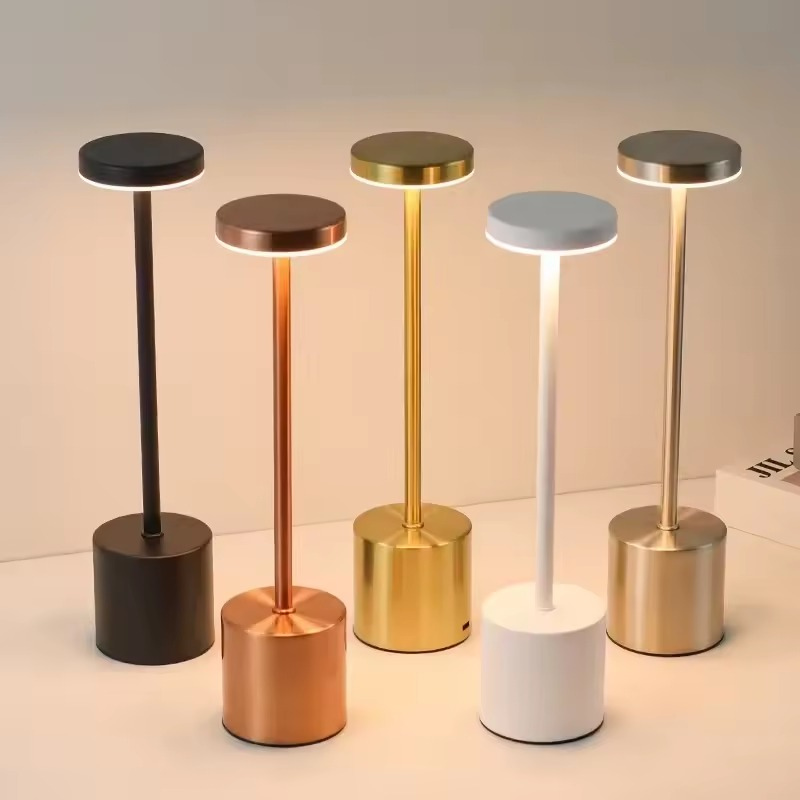 Kabellose, wiederaufladbare Tischlampe im Retro-Stil mit dimmbarem, warmem LED-Licht