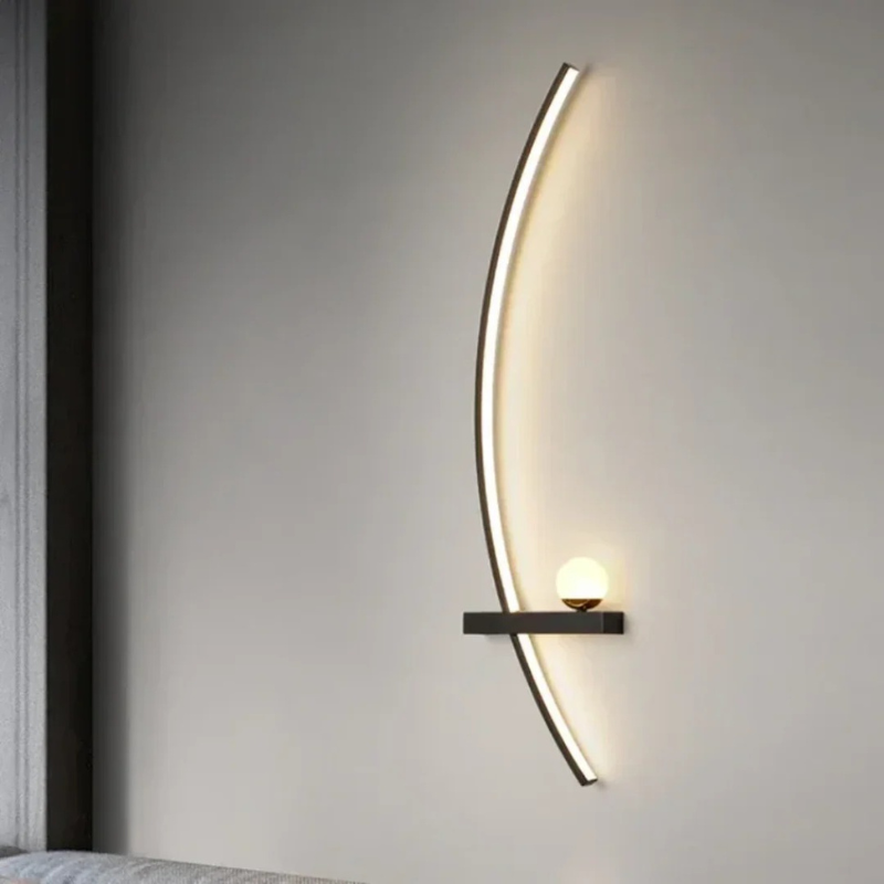 Moderne, luxuriöse LED-Wandleuchte in minimalistischem Design, energieeffiziente Innenbeleuchtung für Wohnzimmer, Schlafzimmer oder Flur.