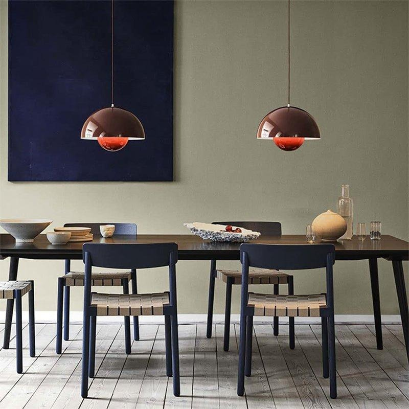 Moderne skandinavische Blumenstrauß-Pendelleuchte mit verstellbarem Kabel, Design aus Metall und Glas, geeignet für Esszimmer oder Küche.
