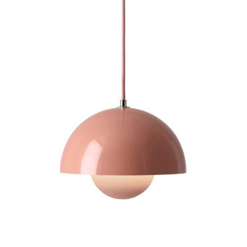 Moderne skandinavische Blumenstrauß-Pendelleuchte mit verstellbarem Kabel, Design aus Metall und Glas, geeignet für Esszimmer oder Küche.