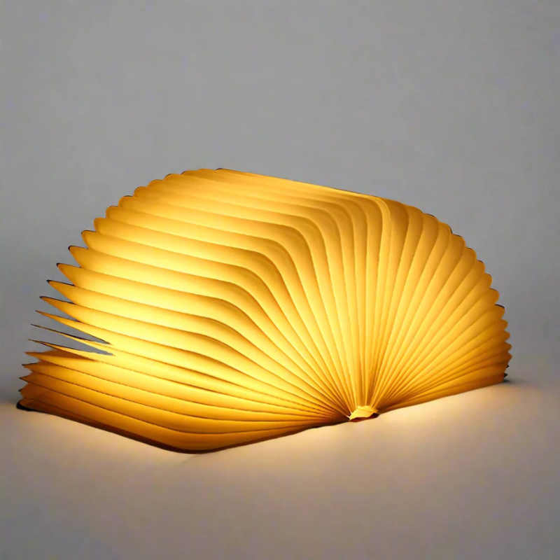 Mystische LED-Lampe in Buchform, faltbares Design mit warmem Licht, tragbar und wiederaufladbar für Schlafzimmer oder Arbeitszimmer.