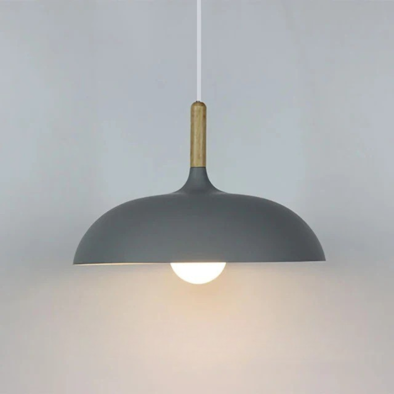 Skandinavische Eichenholz-Deckenleuchte mit verstellbarer Aufhängung und modernem, minimalistischem Design