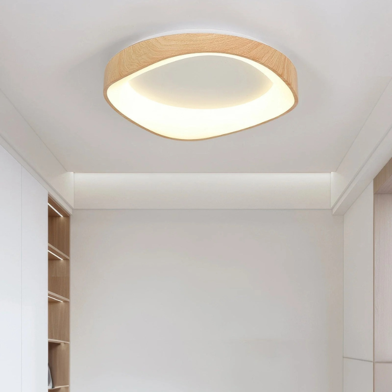 Skandinavische Holzdeckenleuchte mit LED-Beleuchtung, umweltfreundliche moderne Deckenleuchte im Naturholzdesign, in verschiedenen Größen erhältlich.