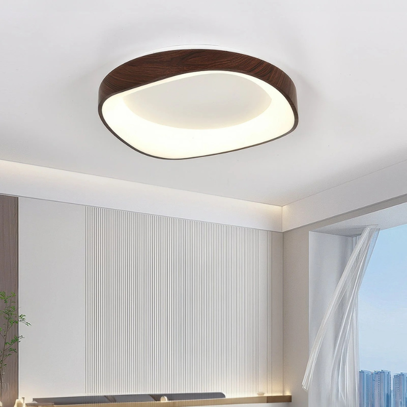 Skandinavische Holzdeckenleuchte mit LED-Beleuchtung, umweltfreundliche moderne Deckenleuchte im Naturholzdesign, in verschiedenen Größen erhältlich.