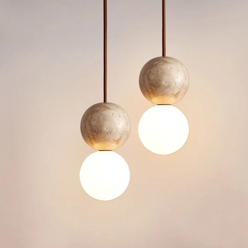 Cremefarbene Wabi Sabi Pendelleuchte mit warmem 3500K-Licht für Ess- und Wohnzimmer.