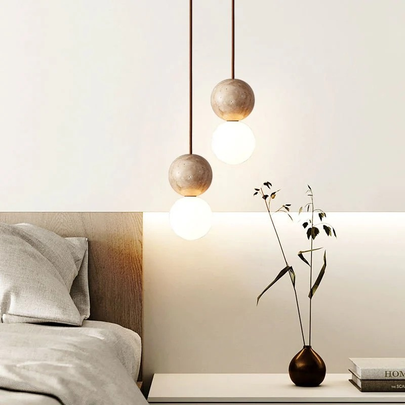 Cremefarbene Wabi Sabi Pendelleuchte mit warmem 3500K-Licht für Ess- und Wohnzimmer.
