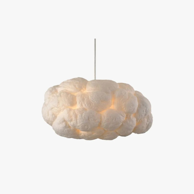 Von der Decke hängende wolkenförmige weiße Pendelleuchte mit weichem, diffusem Licht